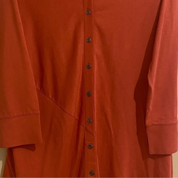 Soft Surroundings Top Womens Size M Orange/Rust  Asymmetric V-Neck Buttons - Picture 3 of 12